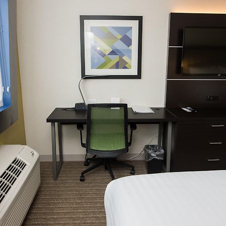 Holiday Inn Express & Suites - Marietta By Ihg Exterior foto